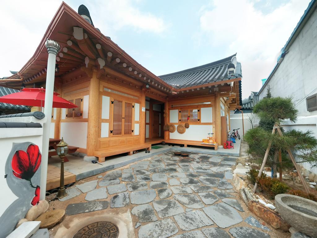 Hanok Guesthouse Jangsoo จอนจู ภายนอก รูปภาพ