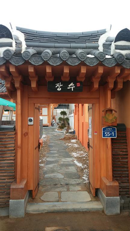 Hanok Guesthouse Jangsoo จอนจู ภายนอก รูปภาพ